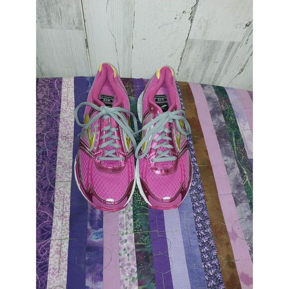 Brooks Shoes Adrenaline GTS 14 Pink & Yellow Lace up Size 5 Model#1400121D561 - Picture 3 of 10